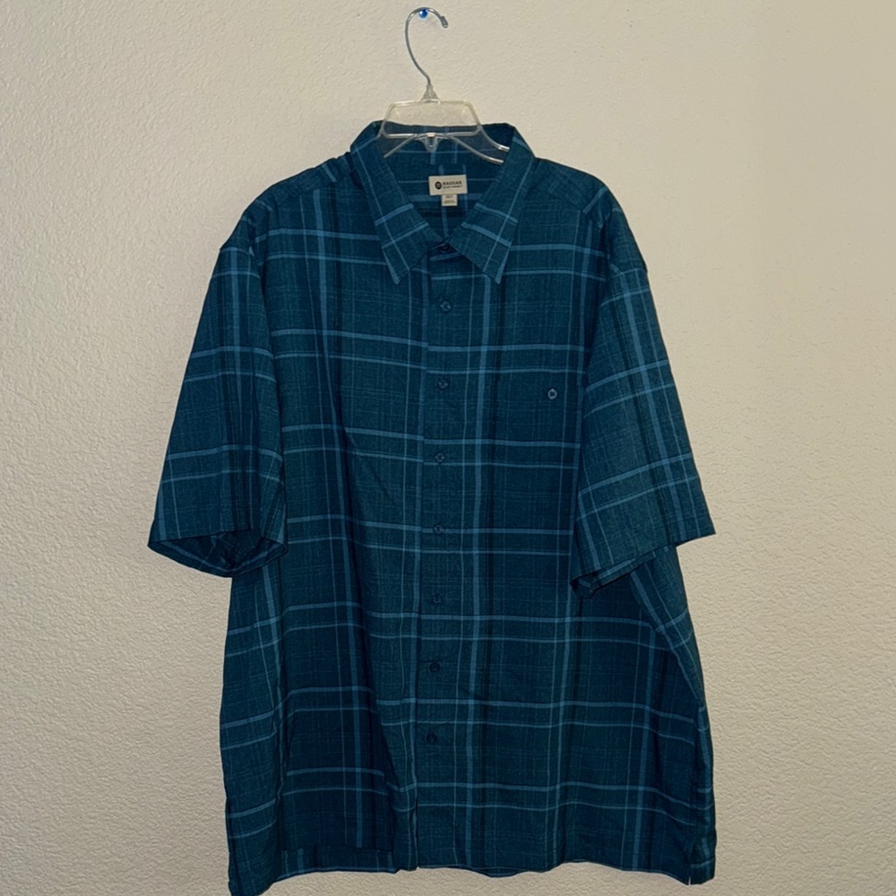 Haggar Men's Blue Plaid Casual Button Down Shirt